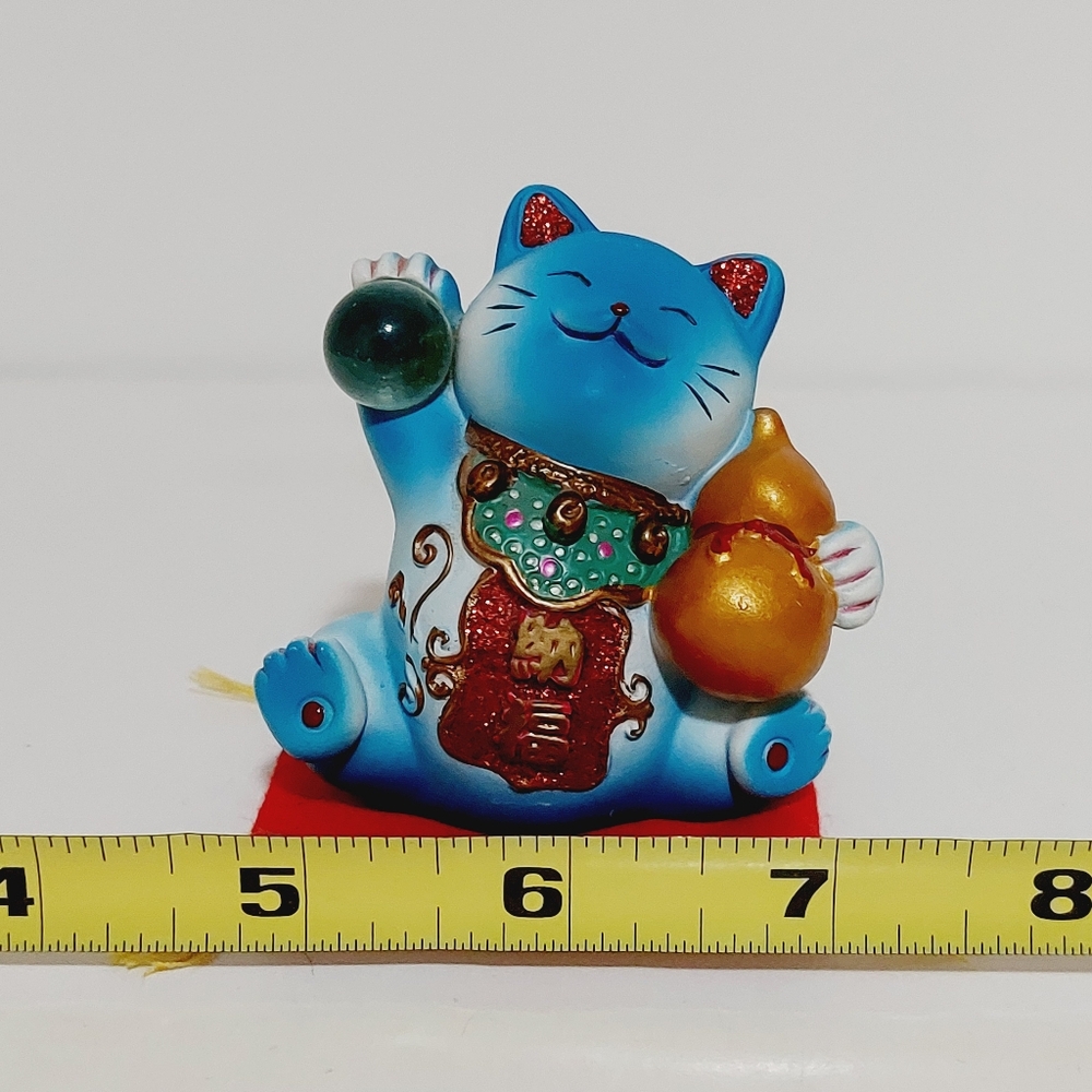 3" Blue Maneki Neko Cat Figurine Red Pillow Kao Miao Chuang Glass Ball Gourd - Picture 11 of 12